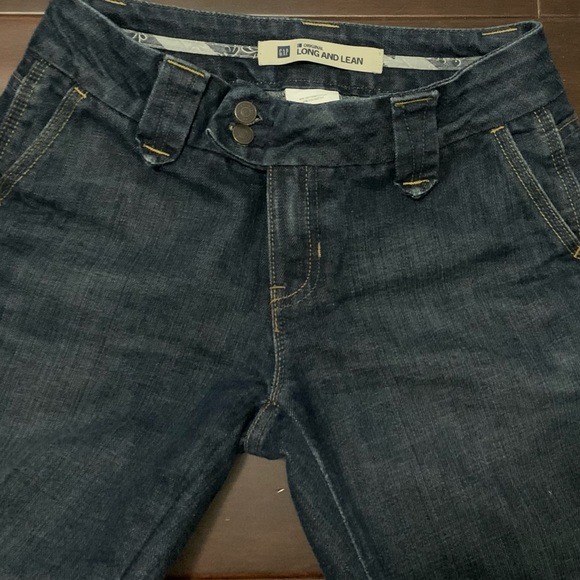 Gap Jeans size 2 Original Long and Lean Excellent pre owned condition. - Picture 3 of 6